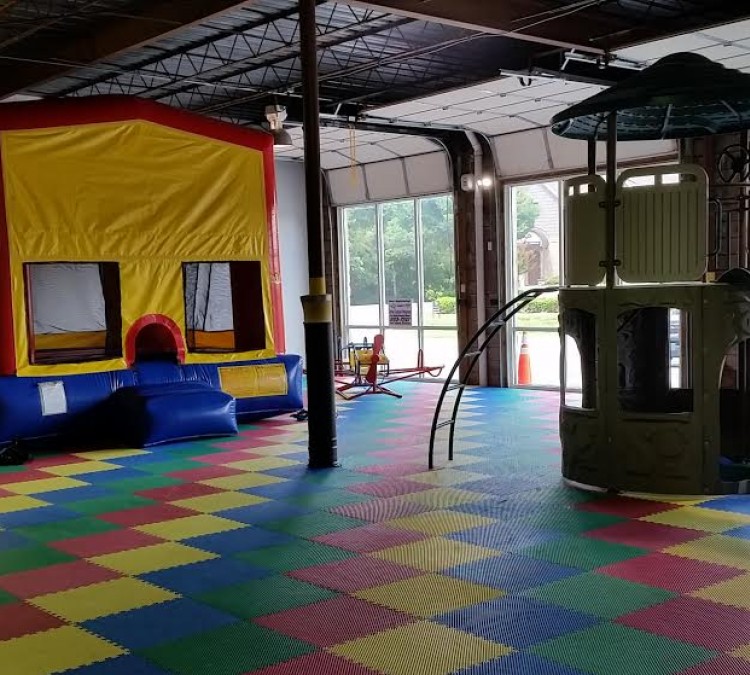kids-indoor-playground-photo